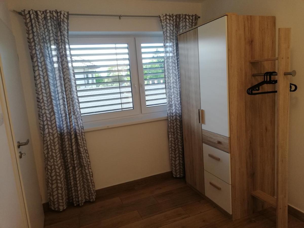 Apartman Bezkov 108 Екстер'єр фото